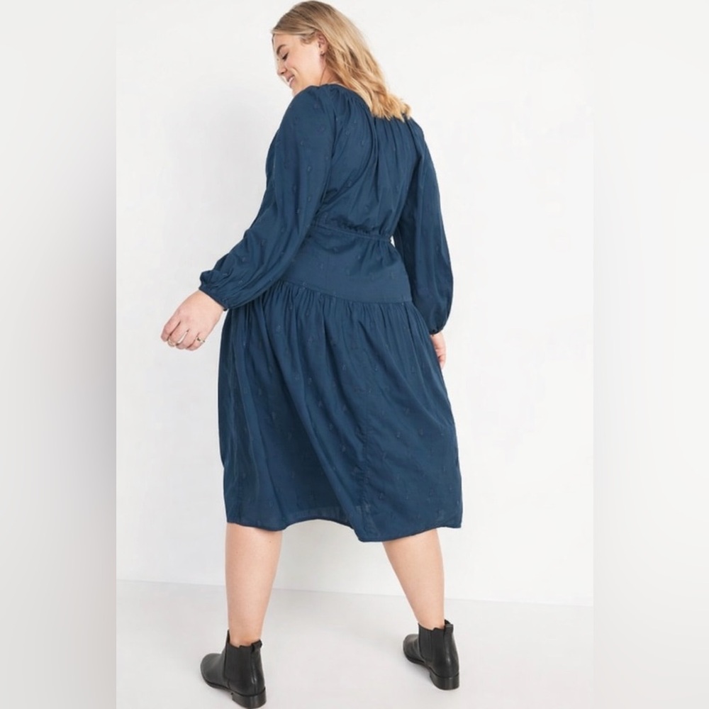 NWT | Old Navy Dark Waist Defined Embroidered Long sleeve Midi Dress